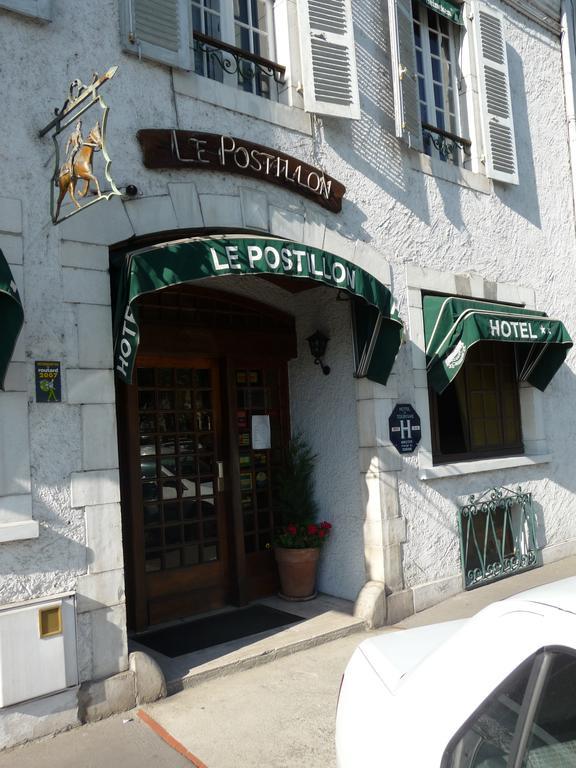 Hotel Le Postillon Pau Exterior photo
